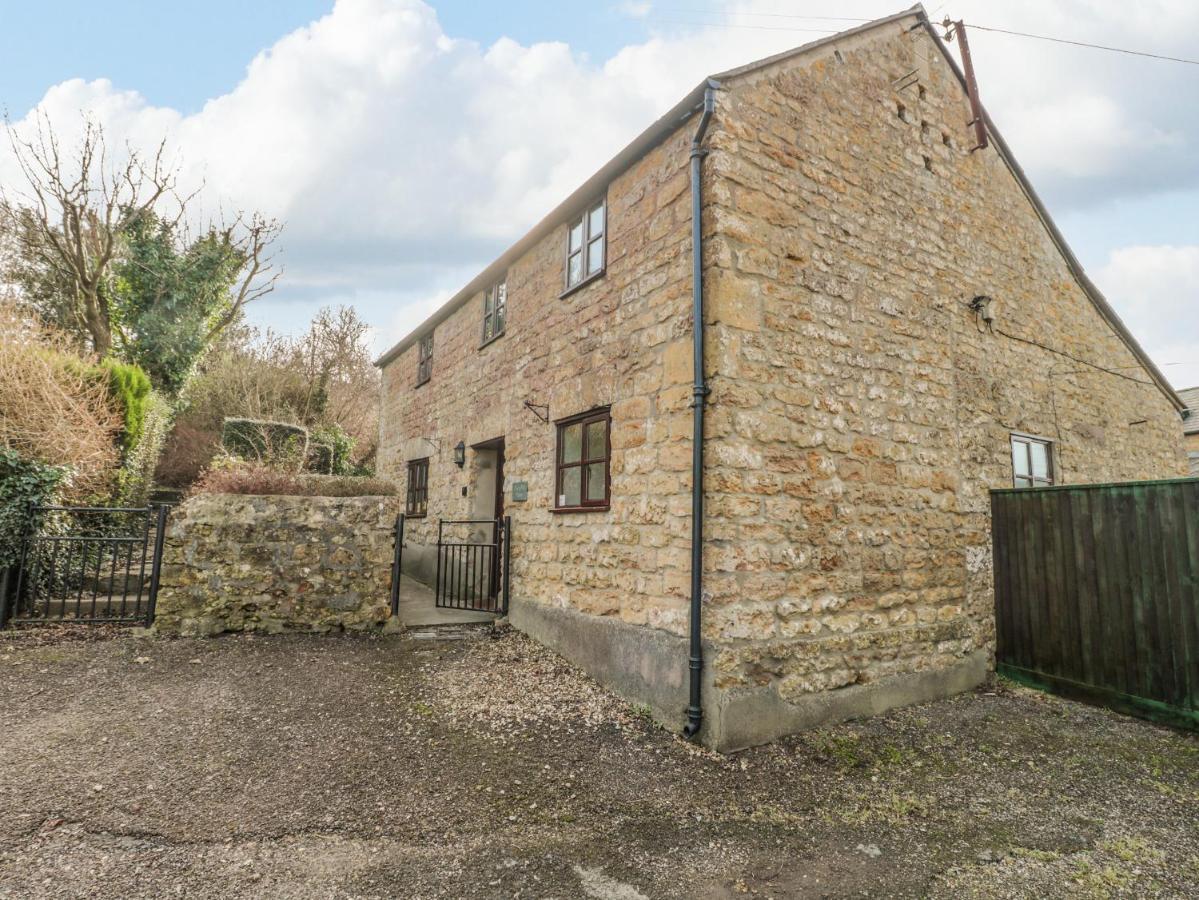 The Old Dairy Villa Bridport Exterior photo